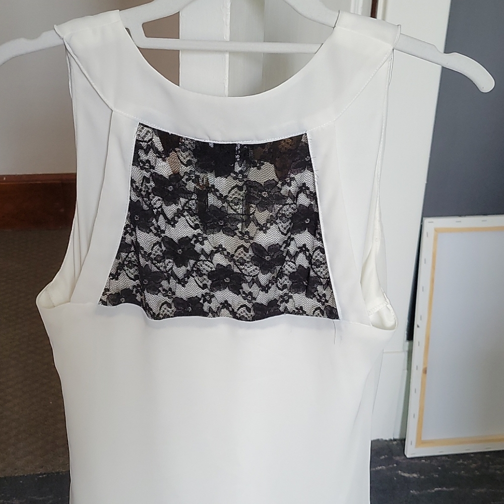 Ruffle tank....BOGO - Picture 4 of 4